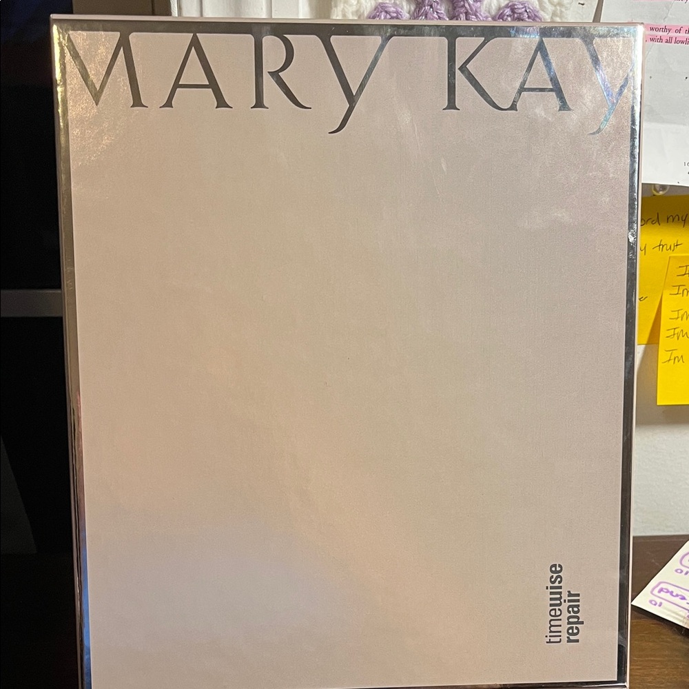 Mary Kay Timewise Repair in Cream Packaging